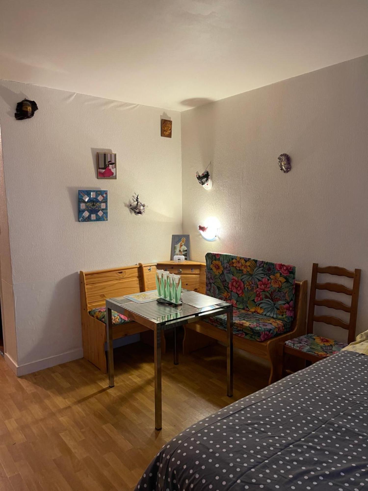 Turquoise Apartment เบโนเดต ภายนอก รูปภาพ